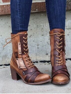 Lace-Up Leather Mid-Heel Boots in Brown
